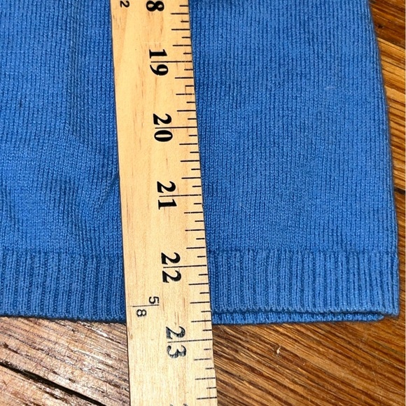 Gap cashmere blend sweater blue medium fall winter holidays back zip preppy - Picture 6 of 9